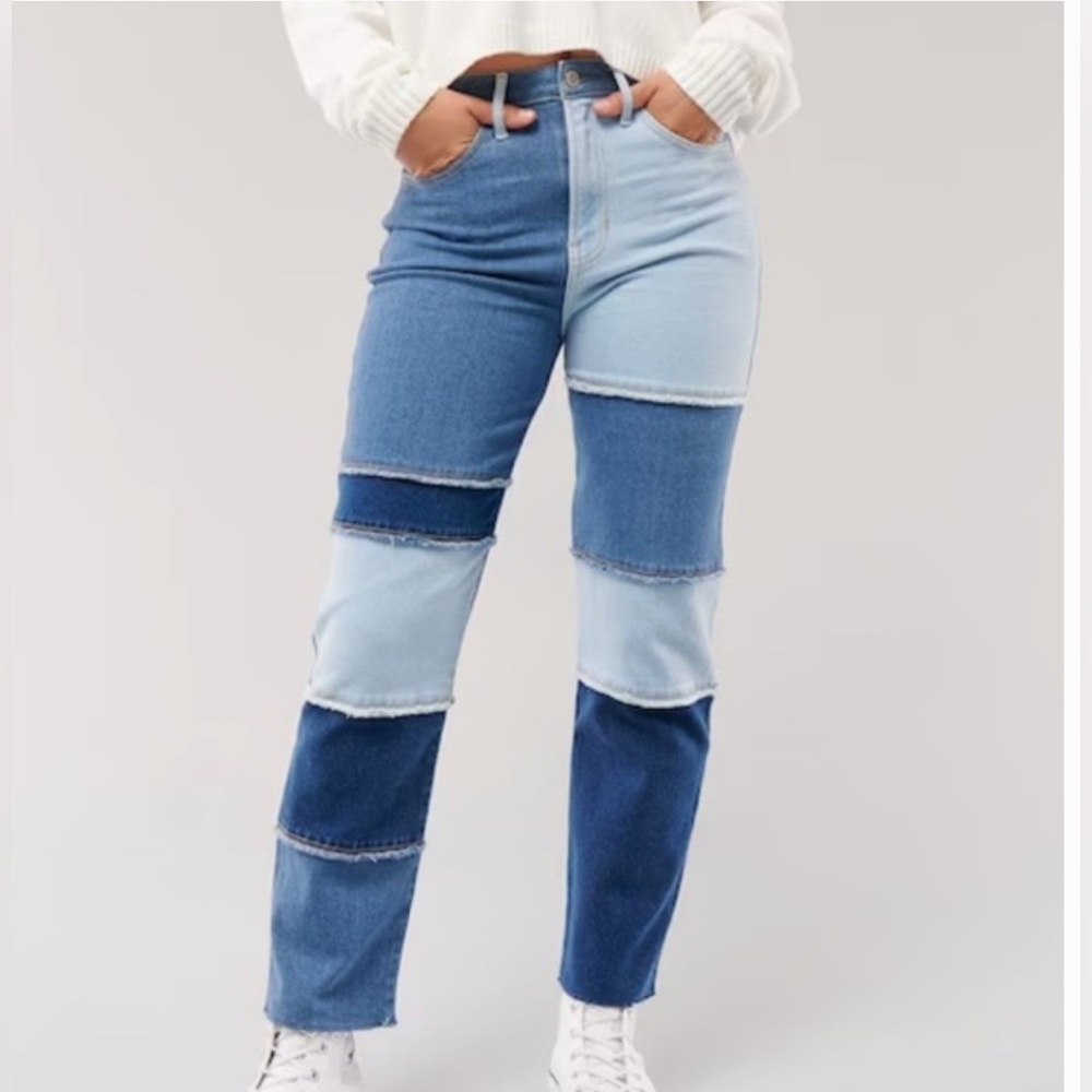Hollister Patchwork Ultra High Rise Vintage Straight Jeans. Size 27 x 27.